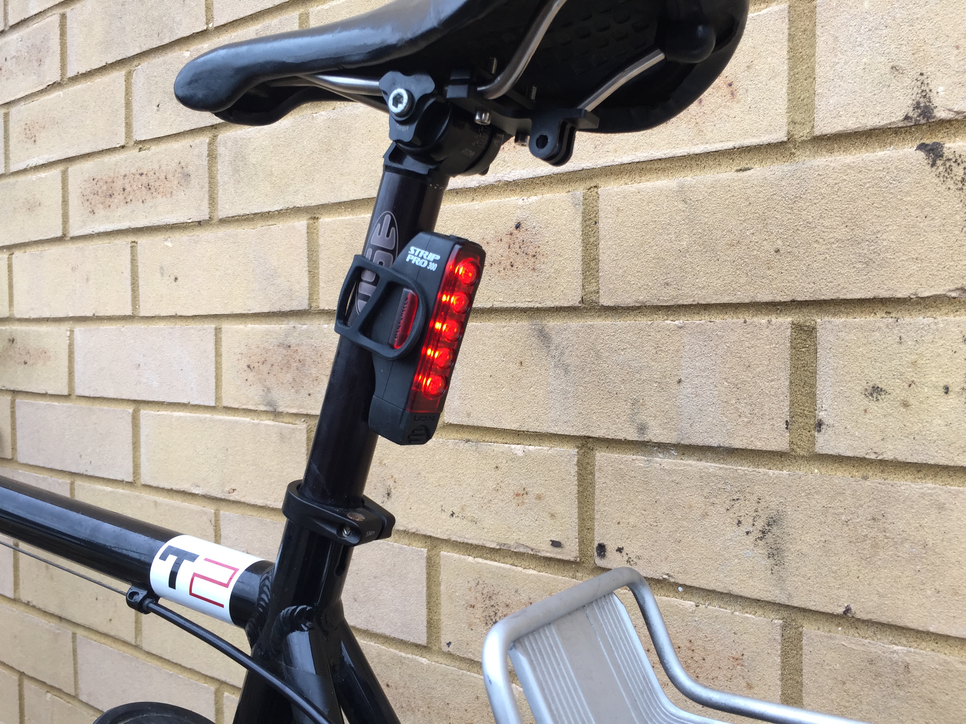 Best cycling lights online for daytime